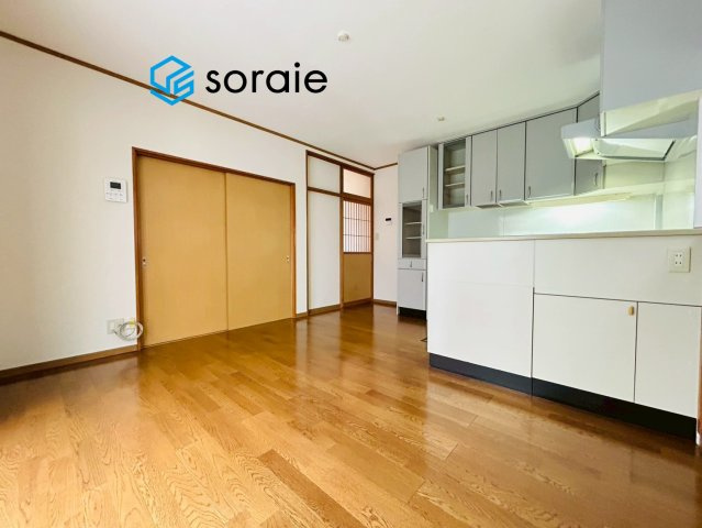 川越市今成４丁目　中古戸建の居間・リビング|令和8年5月8日撮影。