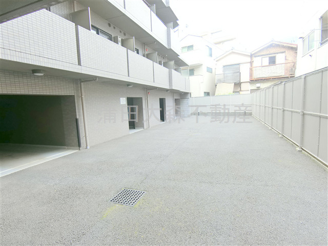 ルーブル蒲田六番館の駐車場|敷地内平置き駐車場　空き状況等詳細はお問合せください。