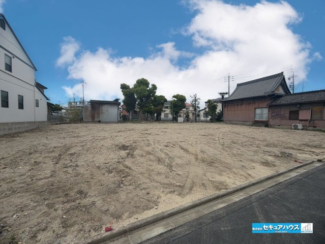 【同施工物件ご案内可】名古屋市南区南野町2丁目　全4棟の前面道路含む現地写真|事前予約にて現地ご見学いただけます！お気軽にお問い合わせください♪
■株式会社　セキュアハウス■
住宅ローンに強く、知識、経験豊富なスタッフ在籍
お客様に寄り添い、ご成約後もサポート致します。