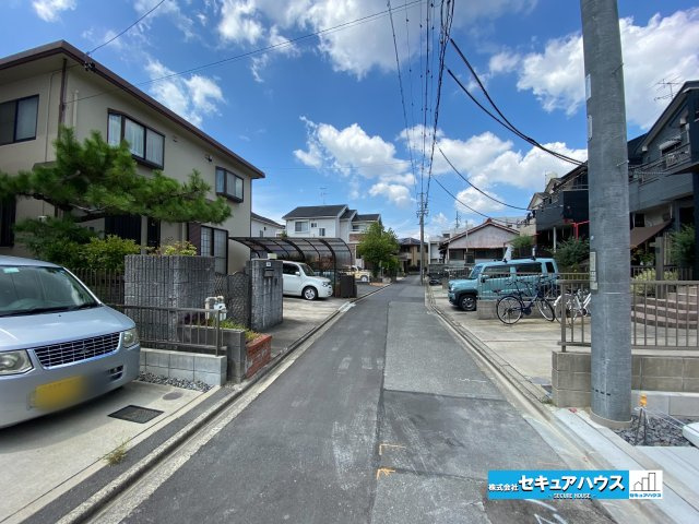 【完成】名古屋市南区南野町2丁目　全4棟の前面道路含む現地写真|事前予約にて現地ご見学いただけます！お気軽にお問い合わせください♪
■株式会社　セキュアハウス■
住宅ローンに強く、知識、経験豊富なスタッフ在籍
お客様に寄り添い、ご成約後もサポート致します。