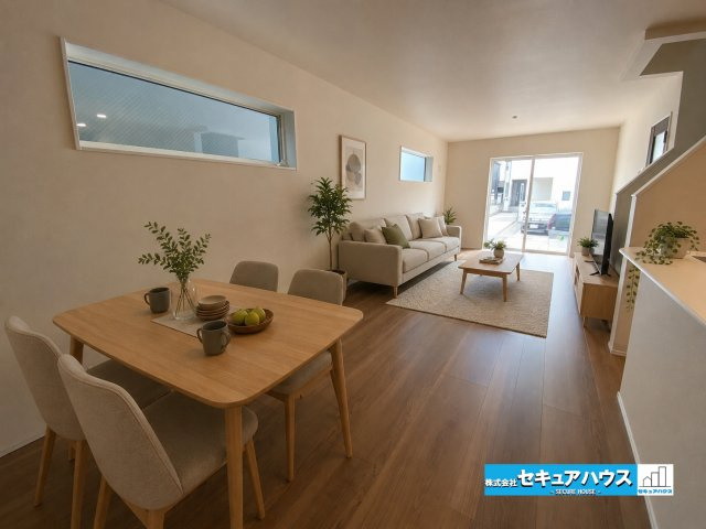 【完成】名古屋市南区南野町2丁目　全4棟の居間・リビング|【LDK】※家具はイメージになります。
◆日当たりが良く温かい広々リビングは家族の団らんスペースになります。