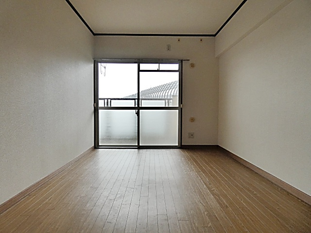 アーバンきたじまの洋室|コンパクトで使いやすい洋室です