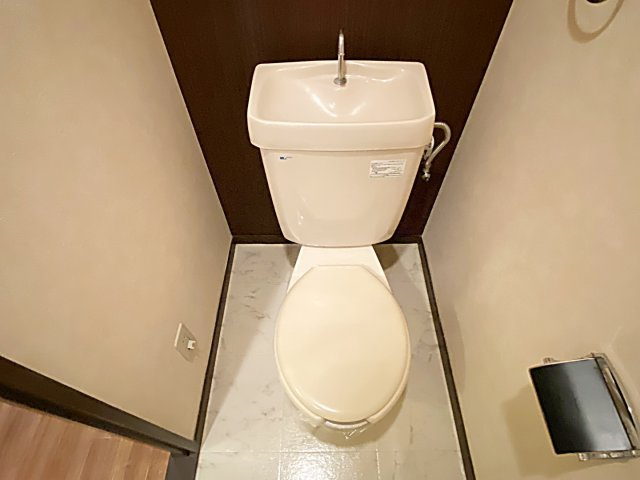 レジデンス千代田のトイレ|シンプルで使いやすいトイレです