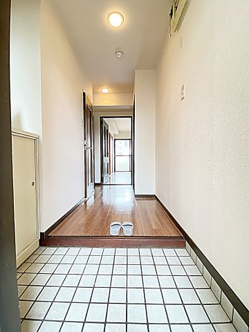 レジデンス千代田の玄関|落ち着いた玄関です