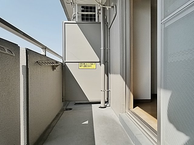 レージュ　ウエストのバルコニー|バルコニー付きです