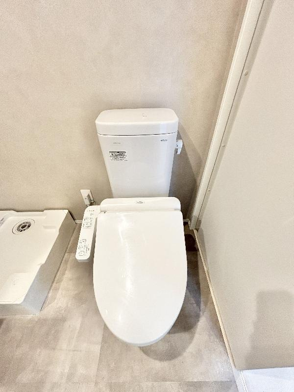 ＣＲＡＳＴＩＮＥ烏森町８丁目のトイレ|落ち着いたトイレです