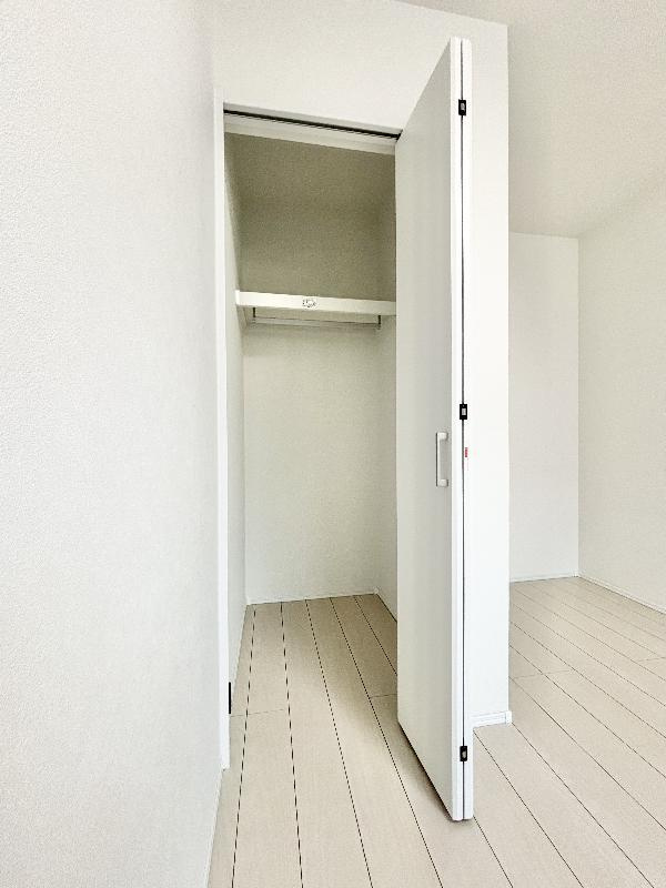 ＣＲＡＳＴＩＮＥ烏森町８丁目の収納|収納のためのスペースです