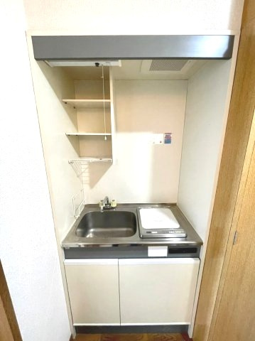 メゾン鶴里のキッチン|お料理しやすいキッチンです