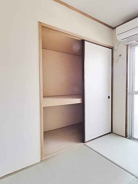 丸和マンションの収納|便利な収納スペースです