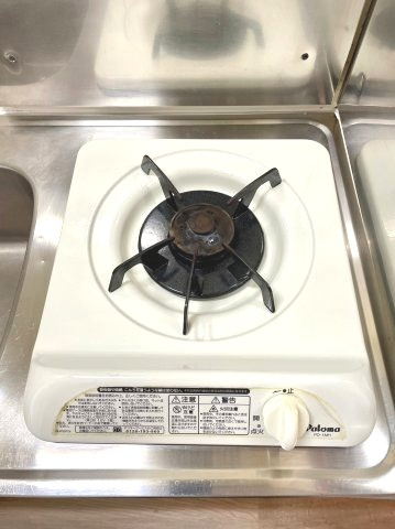 グリーンアベニュー山手のキッチン|コンパクトなキッチンで掃除もラクラク