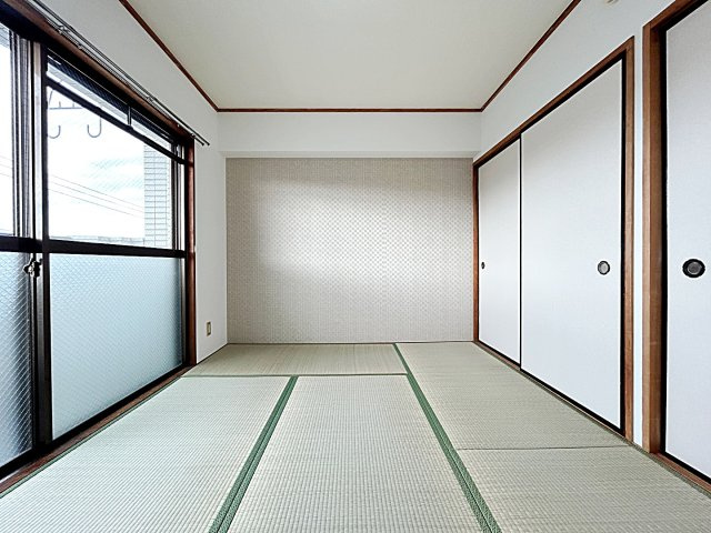 リバーサイド・ヒルの和室|和室ならではの温かな和の空間で寛ぎの時間を過ごせます