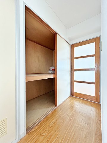 リバーサイド・ヒルの収納|こまごまとしたものを収納できそうですね