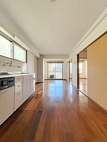 ユタカマンションの居間・リビング|おしゃれな居間です