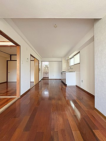 ユタカマンションの居間・リビング|リビングです