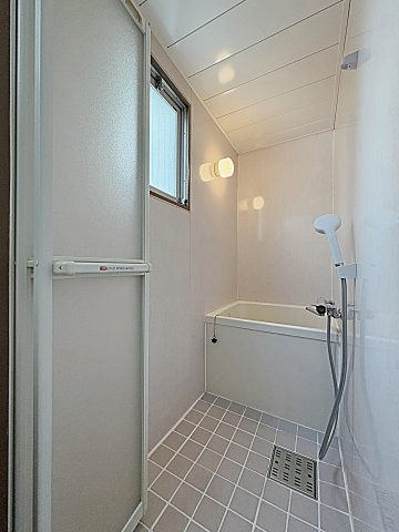 ユタカマンションの浴室|お風呂で日々の疲れを落としましょう