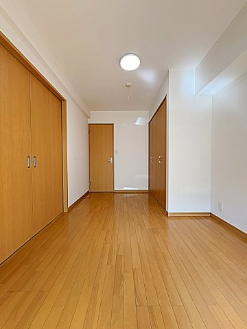 ユタカマンションの洋室|スタンダードな洋室です
