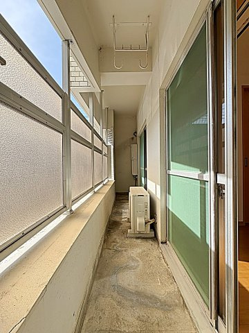 ユタカマンションのバルコニー|陽当たり良好なバルコニーです
