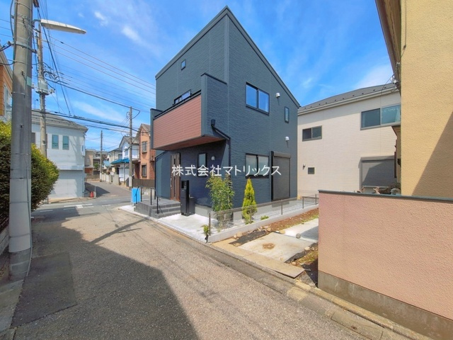 練馬区大泉学園町8丁目　準急停車駅　耐震×省エネ住宅　限定1棟の前面道路含む現地写真
