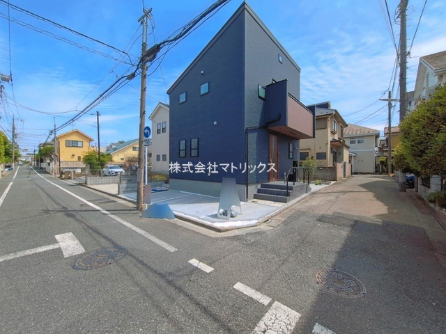 練馬区大泉学園町8丁目　準急停車駅　耐震×省エネ住宅　限定1棟の前面道路含む現地写真