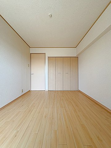 瑞和ビルの洋室|個人の部屋や寝室として使える洋室です