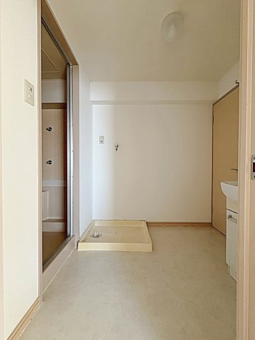 瑞和ビルの洗面所