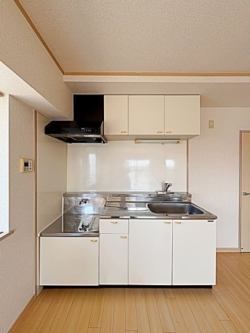 瑞和ビルのキッチン|きれいなキッチンです