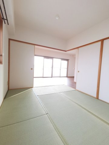 社ヶ丘ヒルズの和室|和室ならではの温かな和の空間で寛ぎの時間を過ごせます
