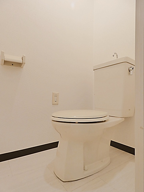 Ａｔともえのトイレ|落ち着いた色調のトイレです