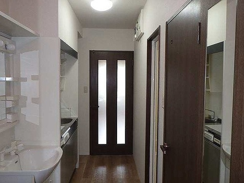 ベレーサ本山のその他|廊下　※同タイプの部屋のお写真です