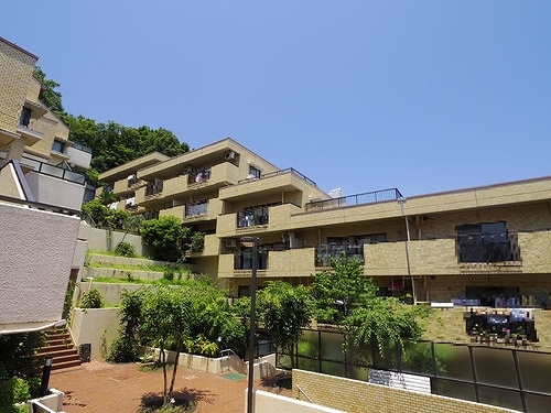 ライオンズマンション虹ヶ丘ガーデン参番館