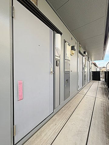 いづみコーポの玄関|毎日通る玄関はこちらです