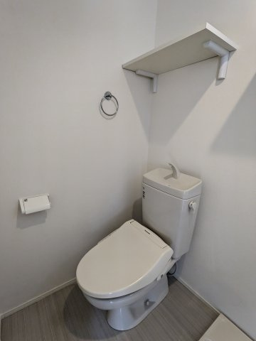 グランシエロ名古屋黄金のトイレ|ゆったりとした空間のトイレです