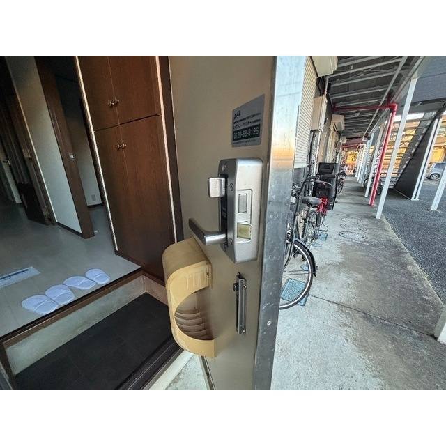 グランハイム稲葉Aの玄関|ゆったりとした玄関です
