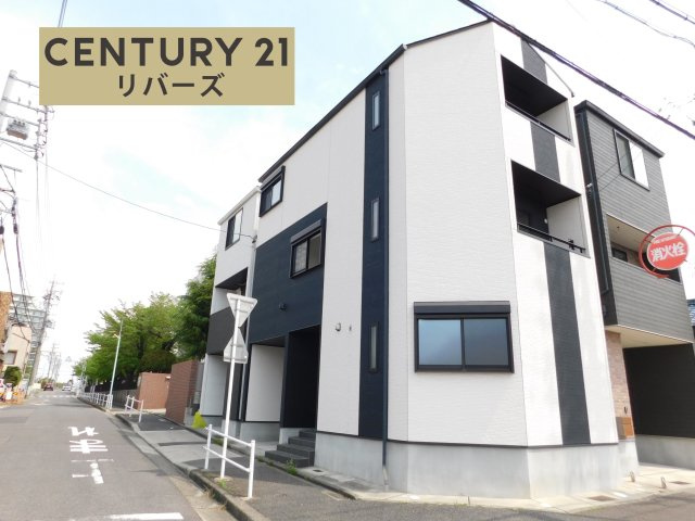 名古屋市北区山田４丁目の中古一戸建の外観|☆令和３年築☆　　いつでもご案内出来ます♪（お問合せ当日、平日、水曜、夜間の見学でもＯＫ）　令和８年３月リフォーム済！　「大曽根」駅徒歩１０分♪　角地！　ビルトインガレージ！　小学校まで２０ｍ♪