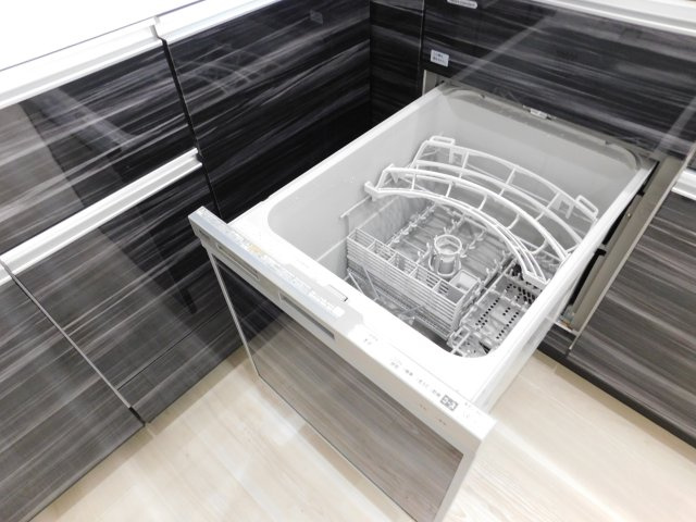 名古屋市北区山田４丁目の中古一戸建のキッチン|◇食洗機◇　　家事の負担を軽減する便利な食洗機付き！