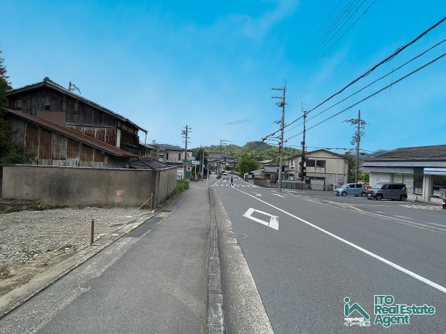 静市市原町 土地の前面道路含む現地写真