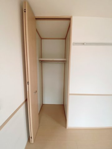 グランシャリオ前屋敷Aの収納
