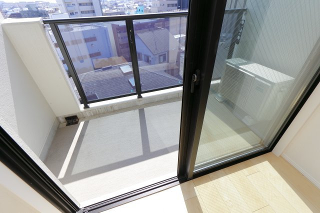 フリーダムファンのバルコニー|別部屋参考写真