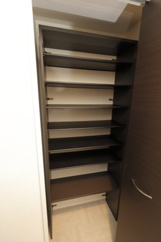 フリーダムファンの玄関|別部屋参考写真