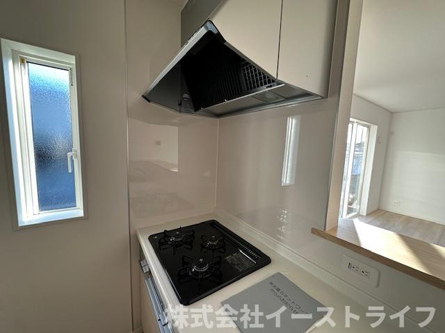 【新築戸建】　いわき市常磐下湯長谷町第2　全4棟のキッチン|同社施工写真　お掃除がしやすいのもシステムキッチンの魅力です(^^)/