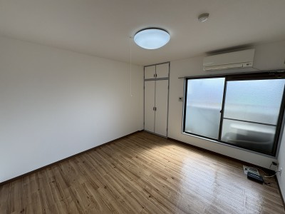 シャルマン大宮の居間・リビング