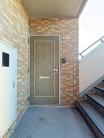 ステージ２１の玄関|落ち着いた玄関です