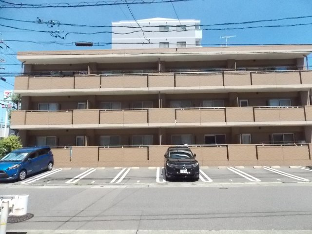 ルーチェ庄内緑地の外観|外観は落ち着いています