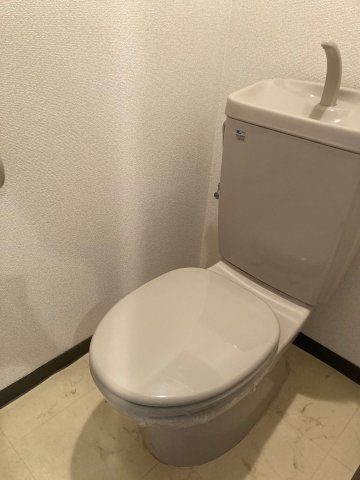 パルテンツァのトイレ|落ち着いたトイレです