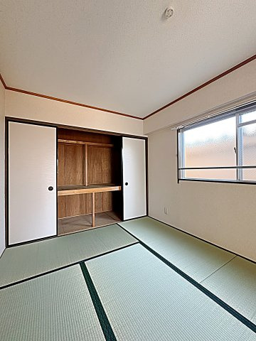フジパークハイツ A棟・B棟の収納