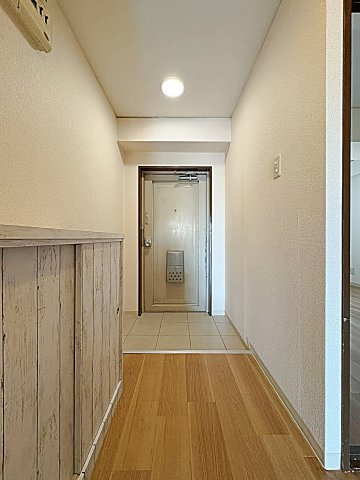 フジパークハイツ A棟・B棟の玄関|落ち着いた玄関です