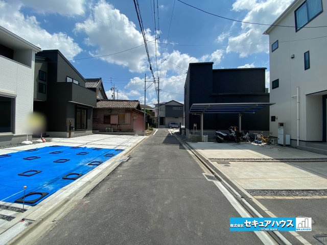 【完成しました！】名古屋市南区南野町2丁目　全4棟の前面道路含む現地写真|事前予約にて現地ご見学いただけます！お気軽にお問い合わせください♪
■株式会社　セキュアハウス■
住宅ローンに強く、知識、経験豊富なスタッフ在籍
お客様に寄り添い、ご成約後もサポート致します。