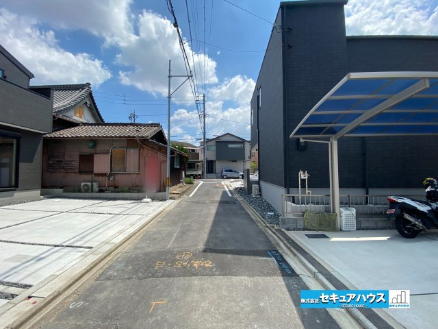【完成】名古屋市南区南野町2丁目　全4棟の前面道路含む現地写真|事前予約にて現地ご見学いただけます！お気軽にお問い合わせください♪
■株式会社　セキュアハウス■
住宅ローンに強く、知識、経験豊富なスタッフ在籍
お客様に寄り添い、ご成約後もサポート致します