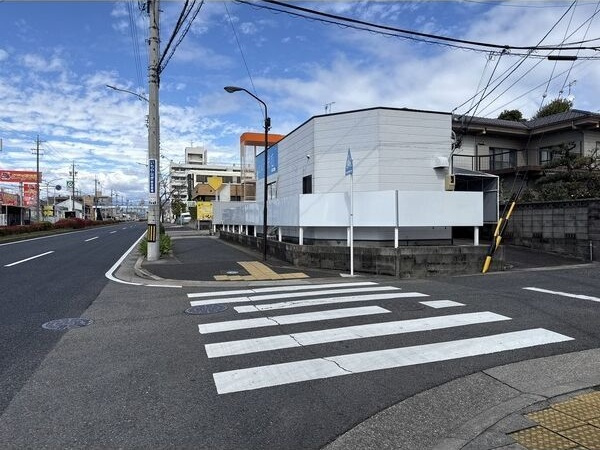 野並4丁目店舗の外観