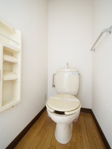 アルトハイデⅠのトイレ|※写真は別の部屋のものです。